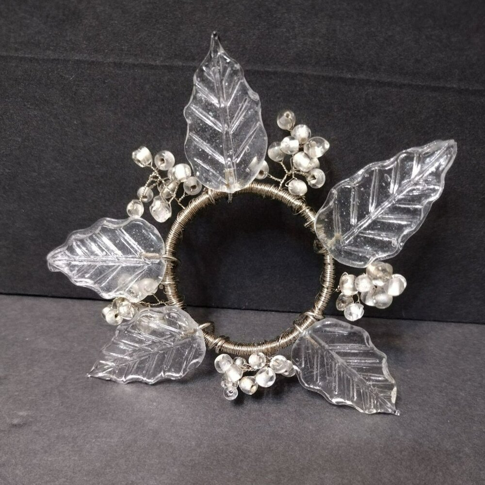 Silver and Clear Napkin Rings, set of 4, Acrylic Leaves and Beads with wire EUC - Picture 2 of 4